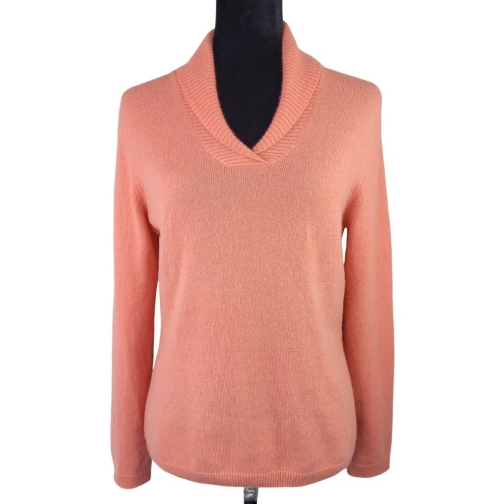 ✅ Prive women’s 100% cashmere light orange v-neck with collar sweater size M